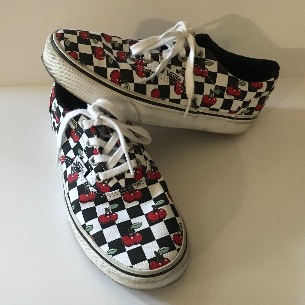 Checkered cherry Shoes